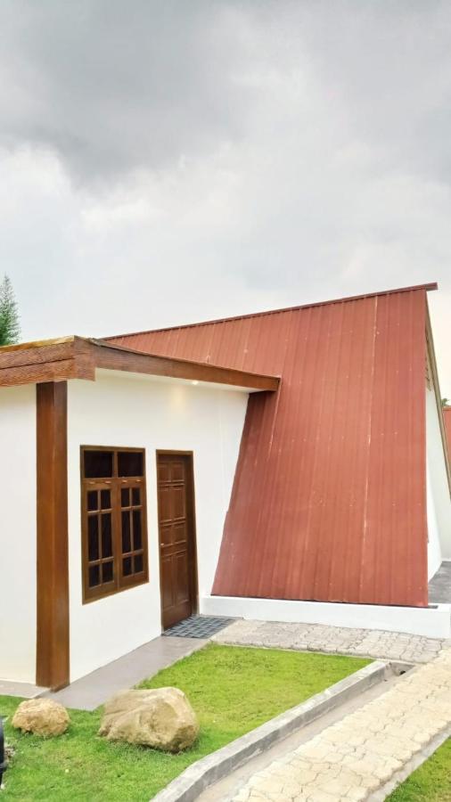 Joglo Kumpul Resort Cangkiran Ngoại thất bức ảnh